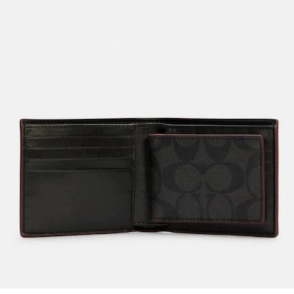 NWT Coach Boxed 3 in 1 Wallet Gift Set